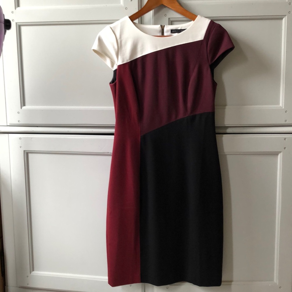 Excellent Condition White House Black Market Dress